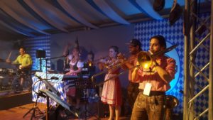 oktoberfest dubai oktoberfestband gaudiblosn